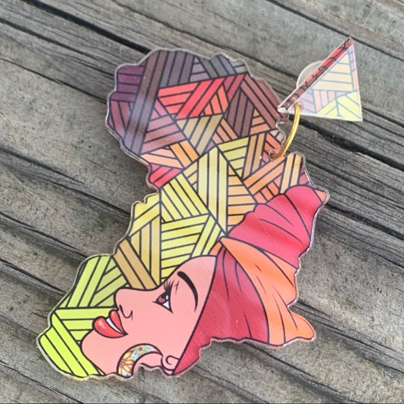 LAST ONE - AFRICAN  Acrylic Earrings With Gift Bag - Picture 2 of 4